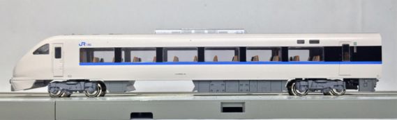 683系「サンダーバード」リニューアル車 入線(^^♪ KATO 10-1391/10