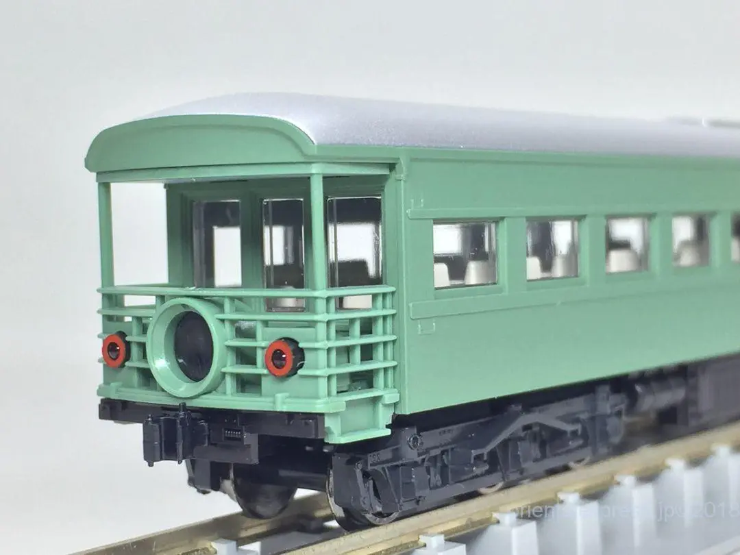 KATO 10-10-1439 225系100番台「新快速」8両セット【カタログ