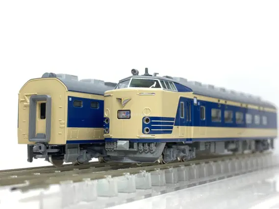 583系 N1・N2編成「わくわくドリーム号」 が入線しました。 KATO 10