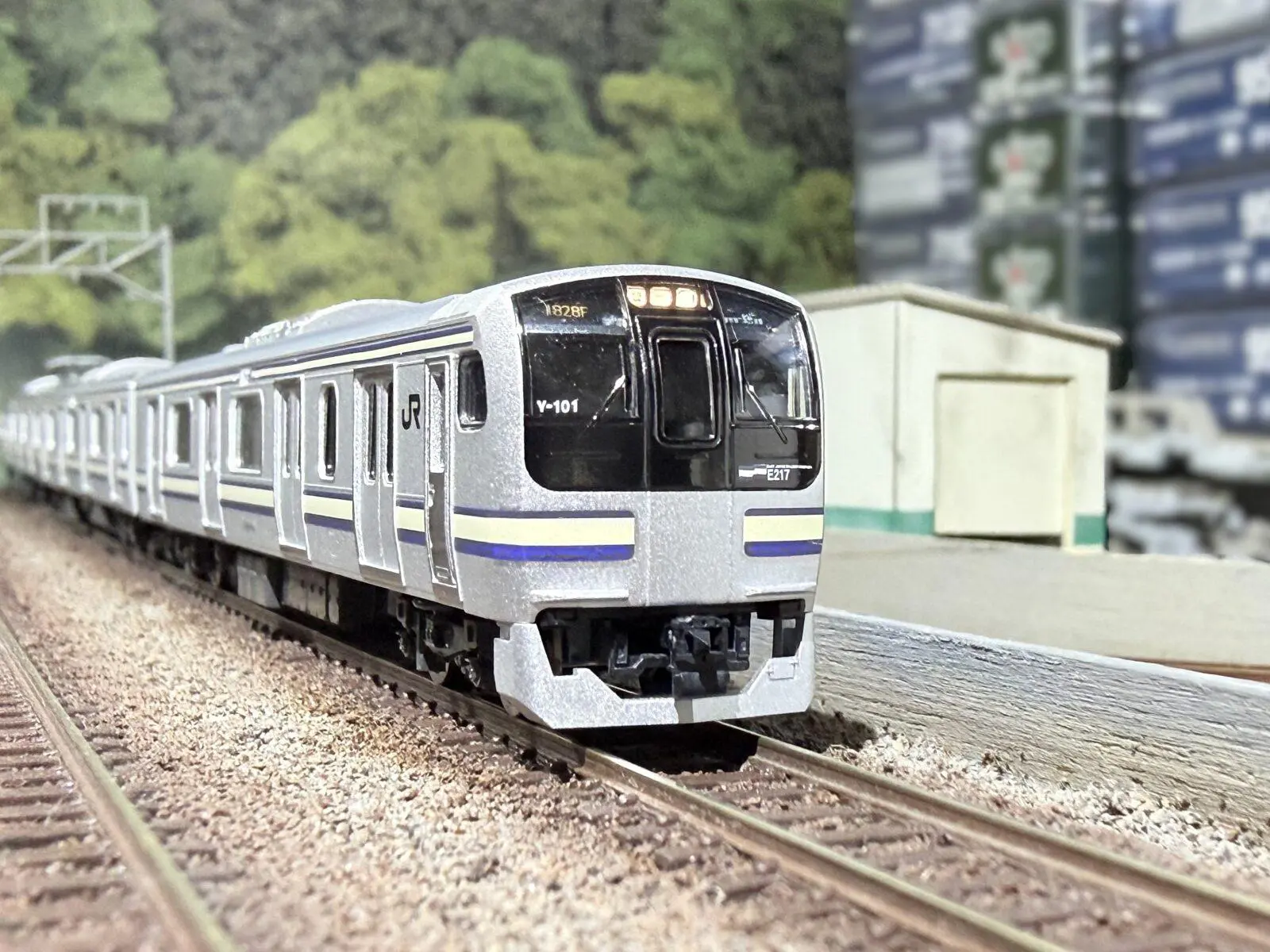 JR 223 2000系近郊電車（1次車・転落防止幌付・4両編成）セット 品番