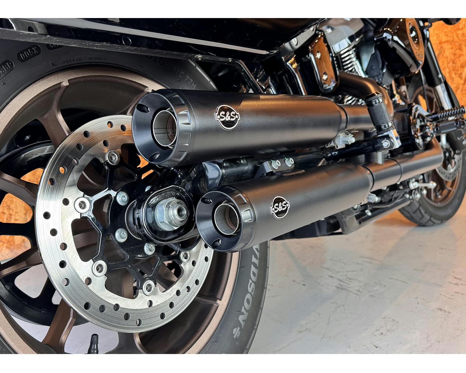 ハーレー用パーツ カスタムパーツの通信販売 ネオファクトリー