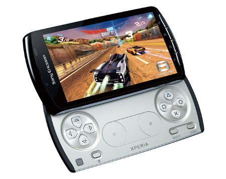 ソニエリのPSPスマホ「Xperia PLAY」がNTTドコモから登場 - 10月～11月