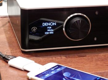 デノンの個性明確なフルデジタルアンプ「PMA-50」 - 同社試聴室で開発