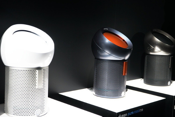 ダイソン初、コンパクトなひとり向け空気清浄機ファン「Dyson Pure