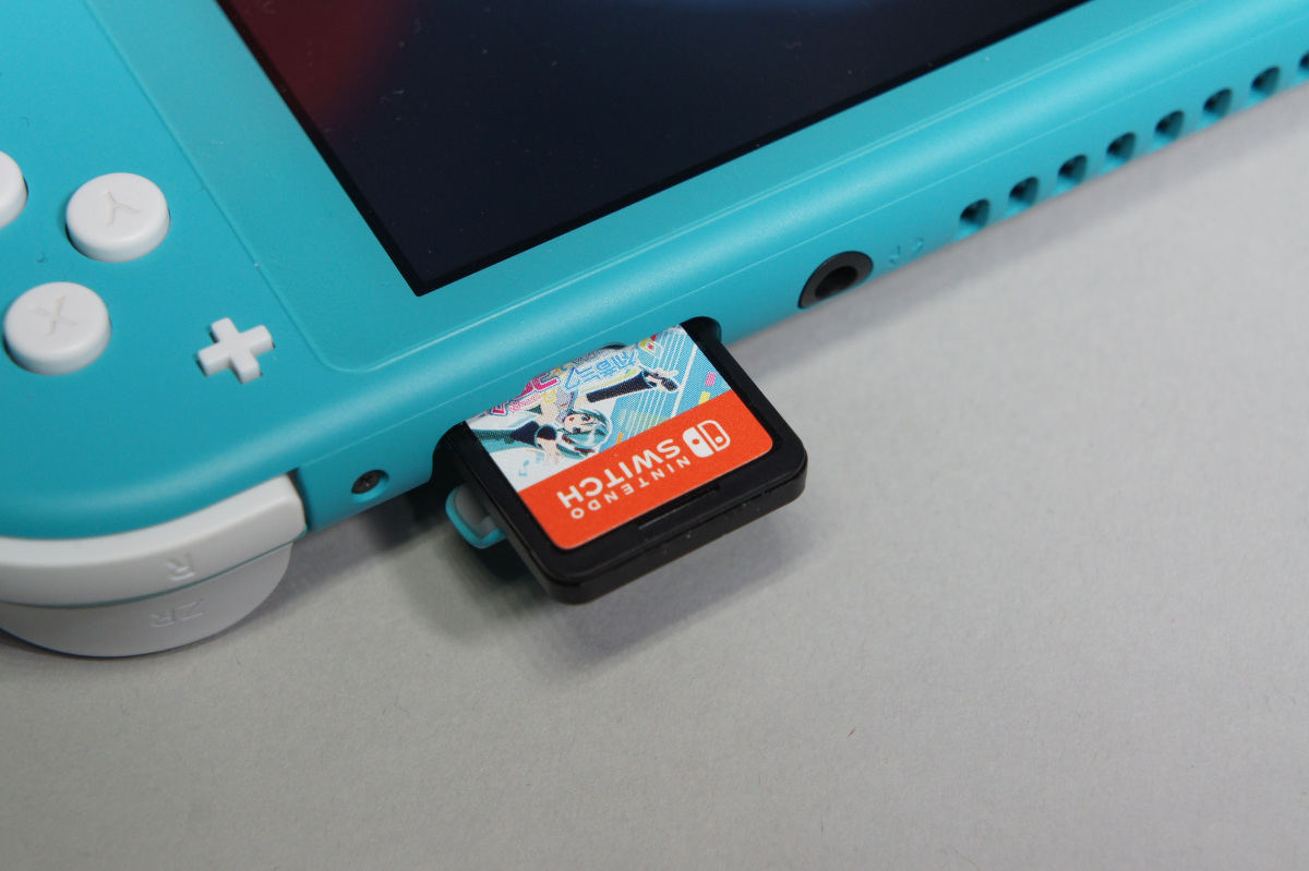 初音ミク Project DIVA MEGA39'sを遊ぶなら 高速microSDカードが快適だ