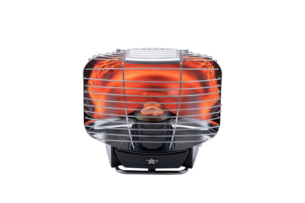 アラジン、1970年代の石油ストーブ「シルバークイーン」をカセット