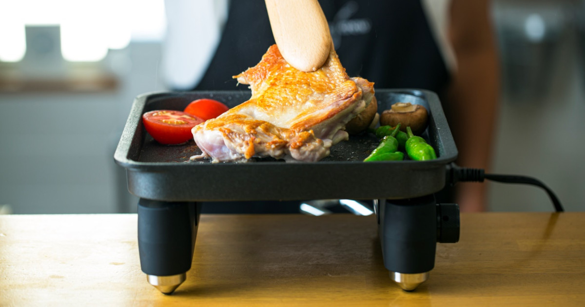 極薄ホットプレート「abien MAGIC GRILL」に“Sサイズ”登場 | マイナビ