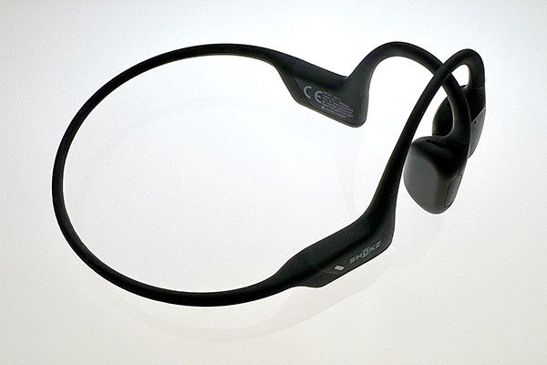 訂正あり】耳をふさがず音もイイ。Shokzの最新骨伝導イヤホン「OpenRun