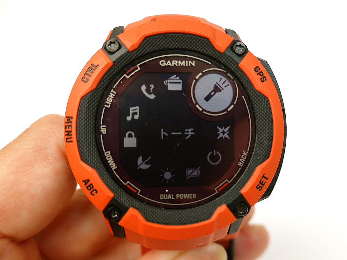 最強バッテリー搭載、ガーミンの頑丈GPSスマートウォッチ「Instinct 2X