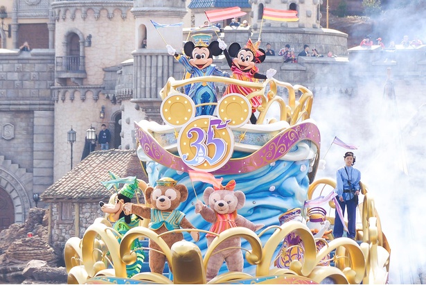 35周年限定！TDS「ハピエストセレブレーション・オン・ザ・シー」は一