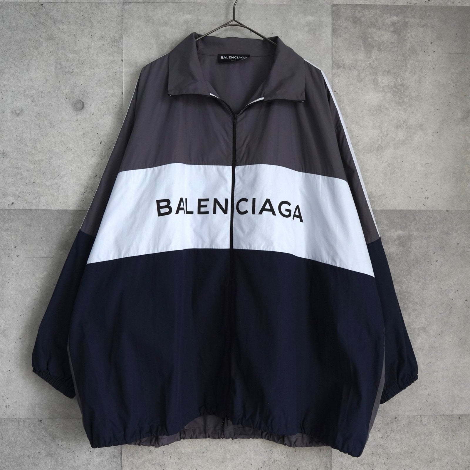 バレンシアガ ロゴ オーバーサイズ トラックジャケット ナイロン