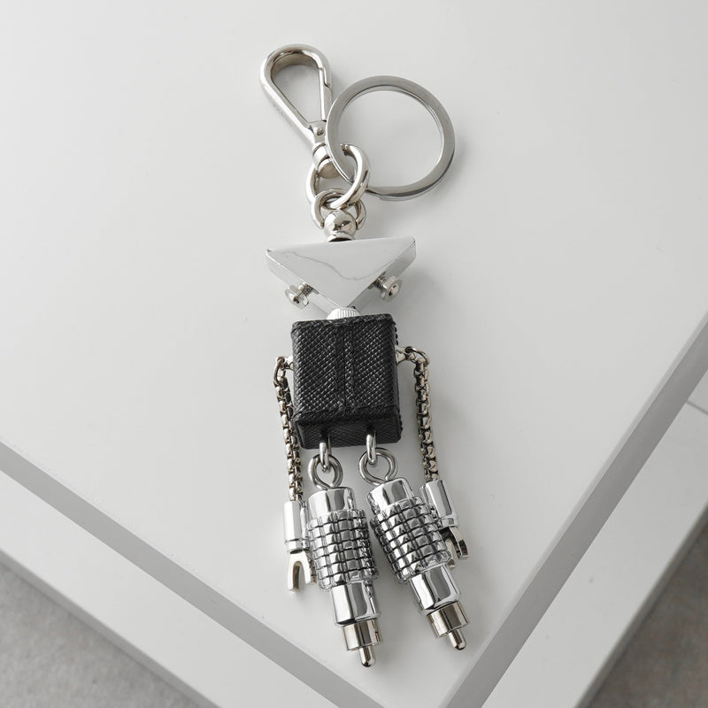プラダ ロボット キーホルダー キーリング チャーム 三角プレート