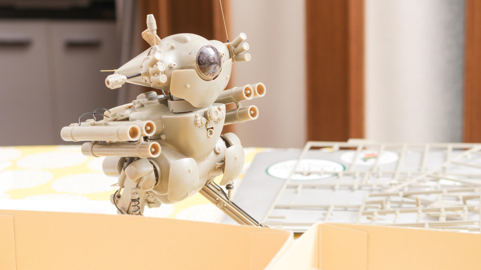 配線の終わりが、始まりを知らせる最高のプラモデル／マシーネン