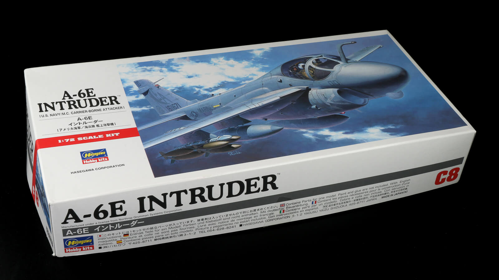 ハセガワの定番キット 1:72 アメリカ海軍 A-6E イントルーダーで「鉄の