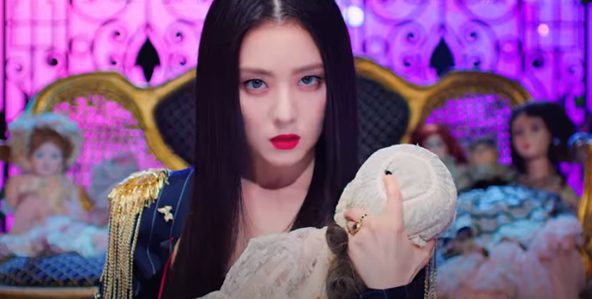 Red Red velvet Monster アイリーン スルギ トレカ アスル セット