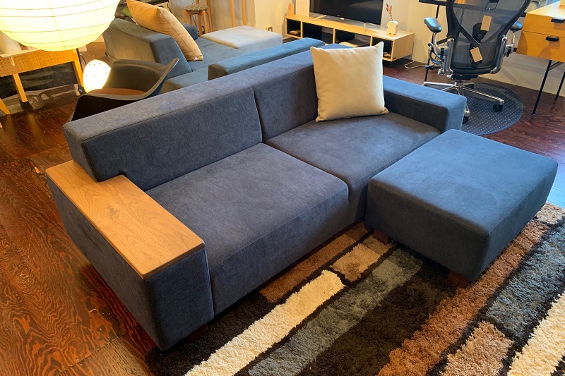 FLANNEL SOFA（フランネルソファ）展示しています | vanilla mag