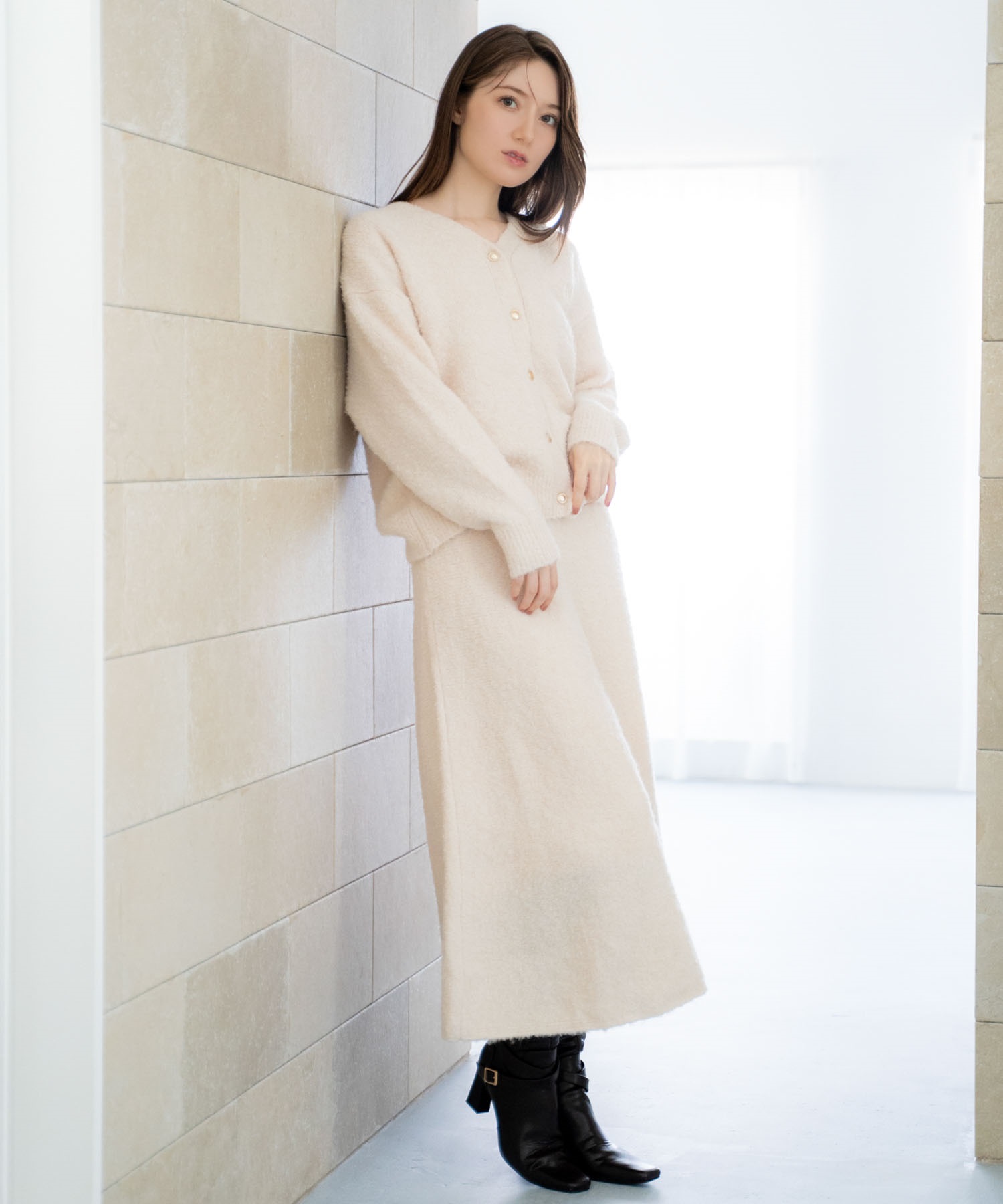 ロゴ刺繍シャギーニットセットアップ | ニットワンピース | NOELA