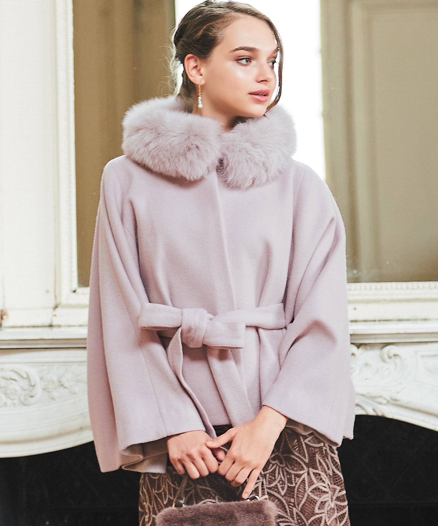 衿ファー付ポンチョコート | コート | NOELA OFFICIAL WEB STORE