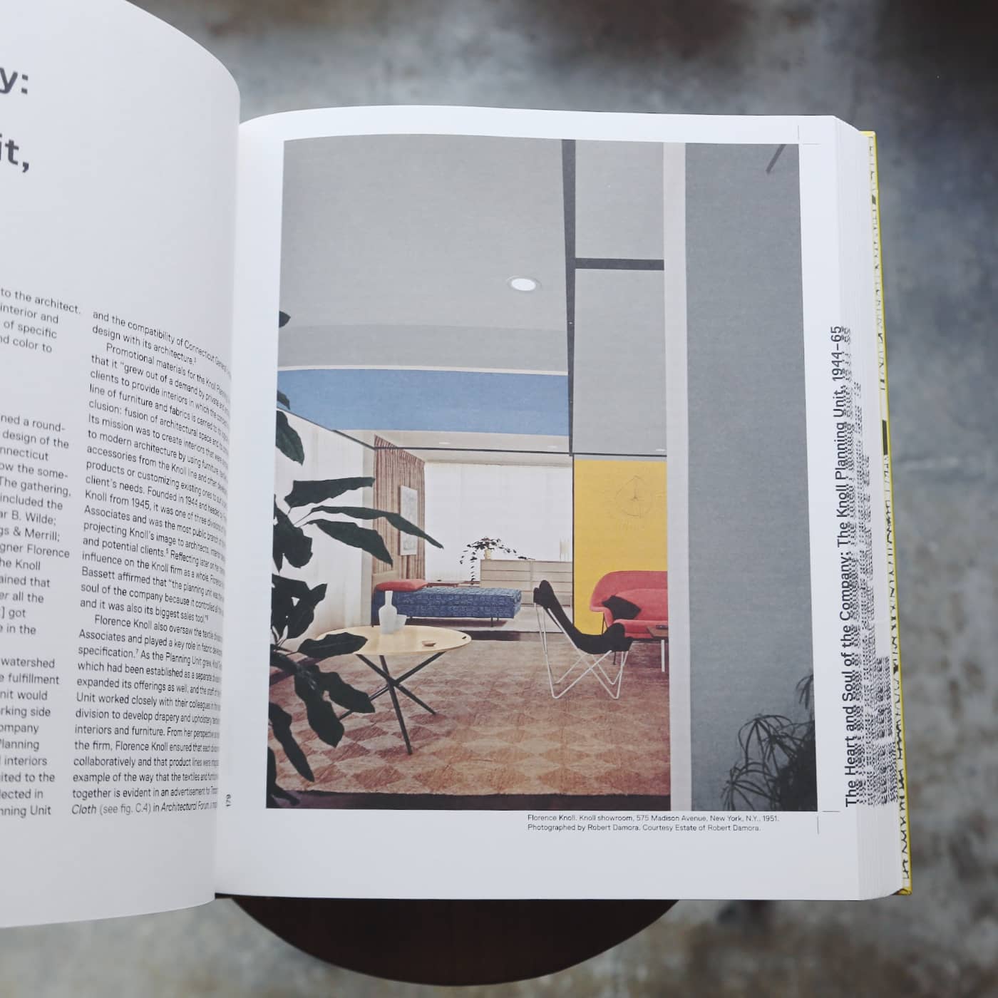 ミッドセンチュリー期のテキスタイルデザイン | nostos books ノストス