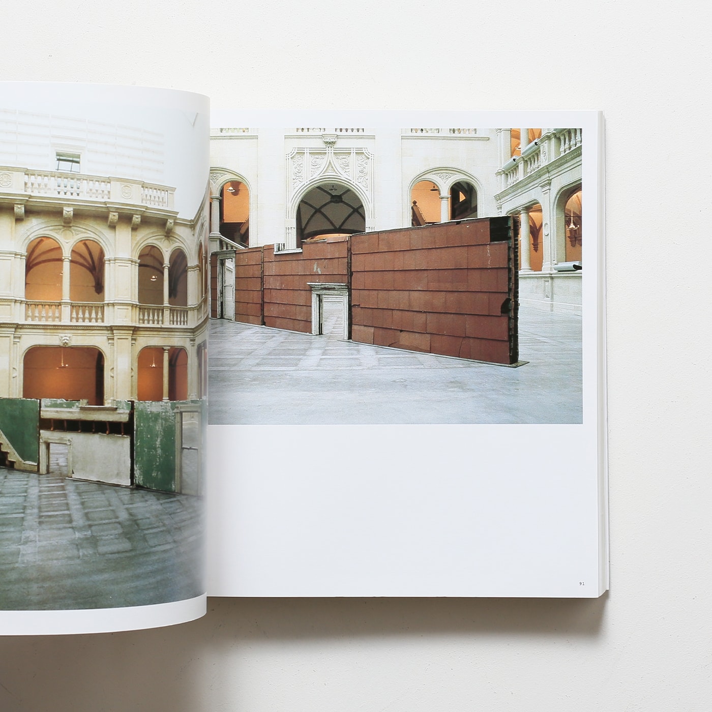 Gordon Matta-Clark | ゴードン・マッタ＝クラーク作品集 | nostos