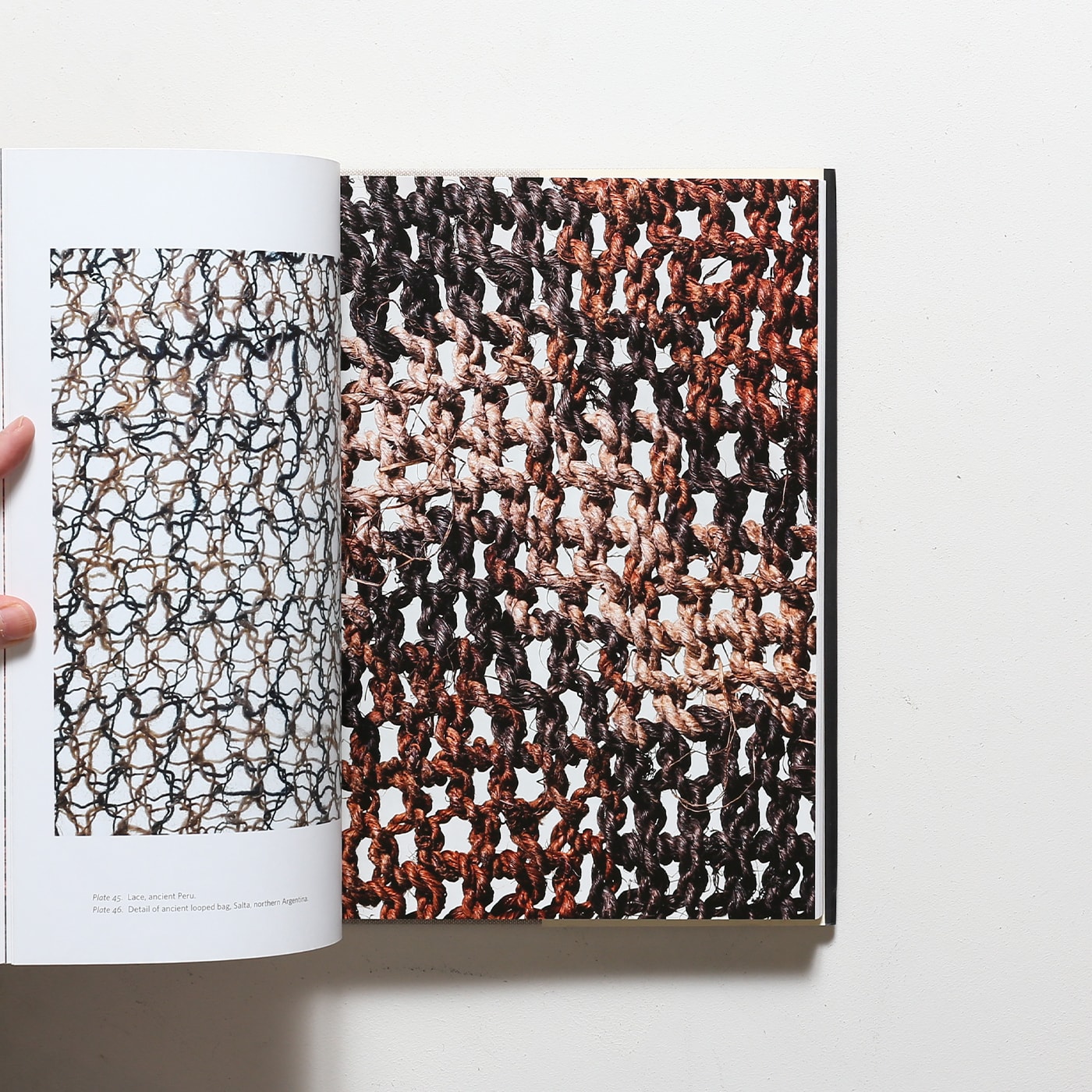 On Weaving: New Expanded Edition by Anni Albers | アニ・アルバース