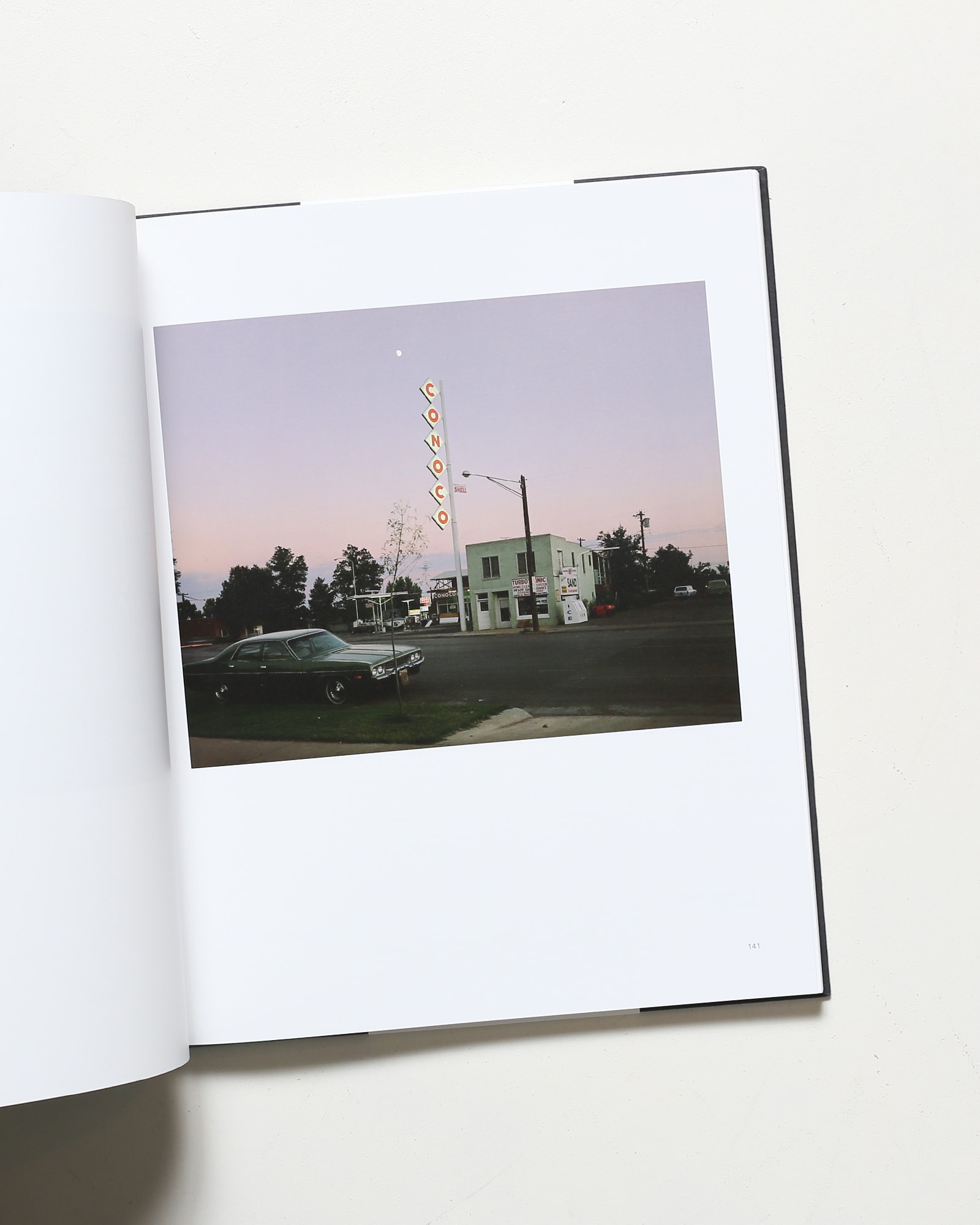 Stephen Shore: Selected Works, 1973-1981 | スティーブン・ショア