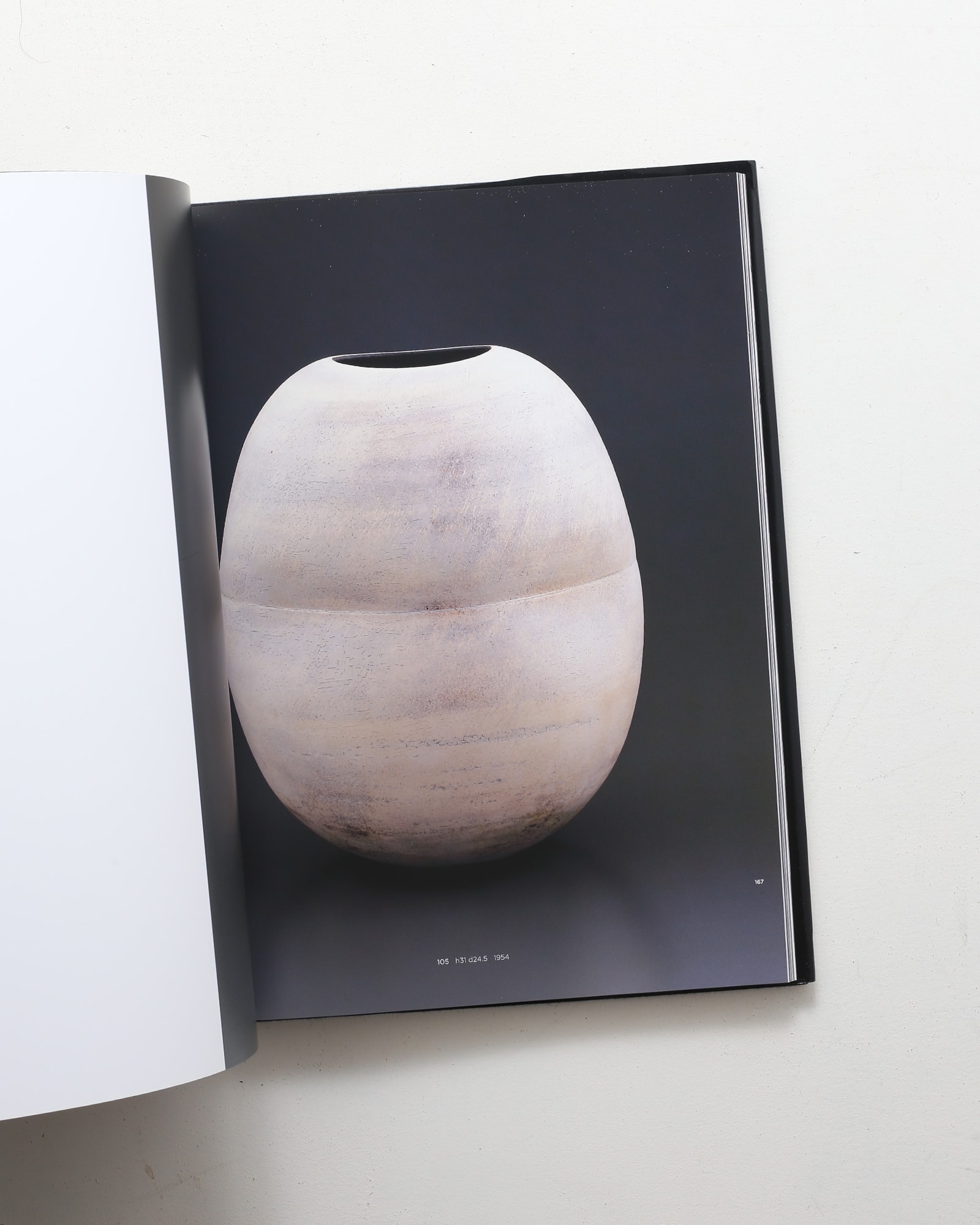 ルーシー・リー＆ハンス・コパー 二十世紀陶芸の静かなる革新 | 乾由明