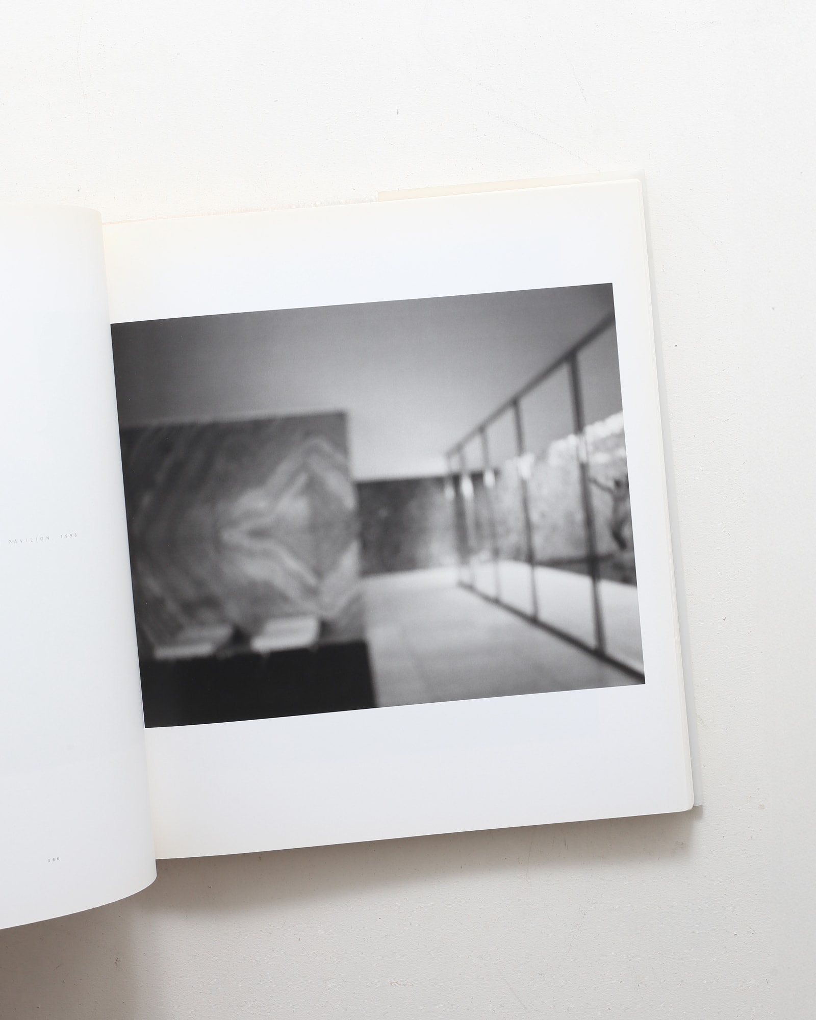 Architecture | Hiroshi Sugimoto 杉本博司 | nostos books ノストス