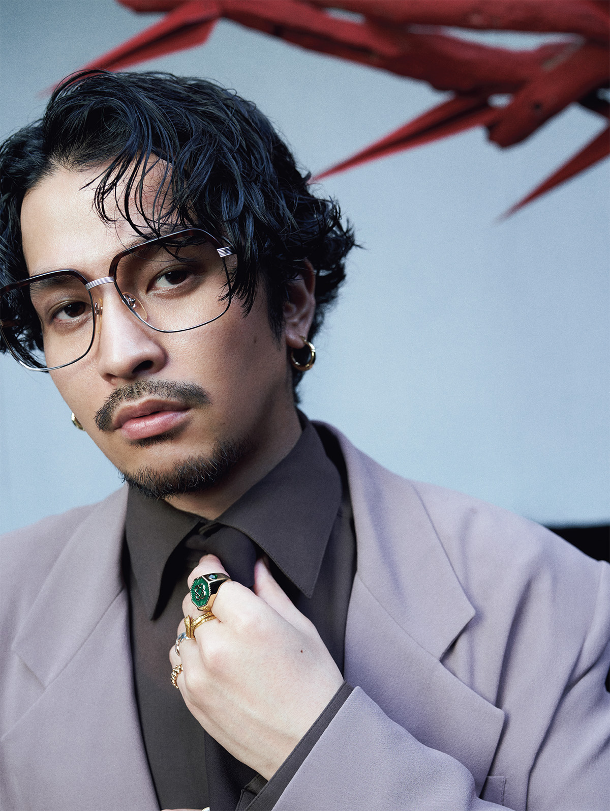 常田大希が1・2月合併号特別版の表紙に登場！ 『常田大希 あふれる才能