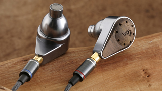 イヤースピーカー - リエイゾン・オーディオ