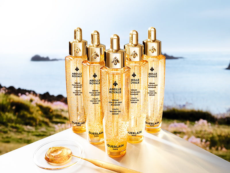 ゲラン】人気のエイジングケアラインの人気美容液が進化！毎日のケアを