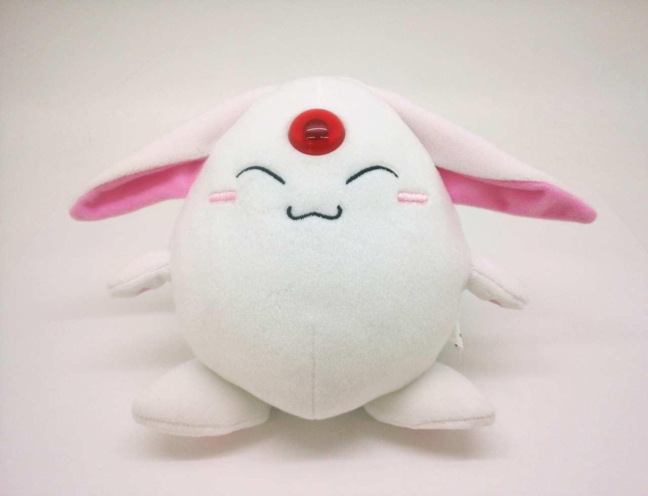 モコナといつでも一緒！「魔法騎士レイアース」ぬいぐるみやパスケース