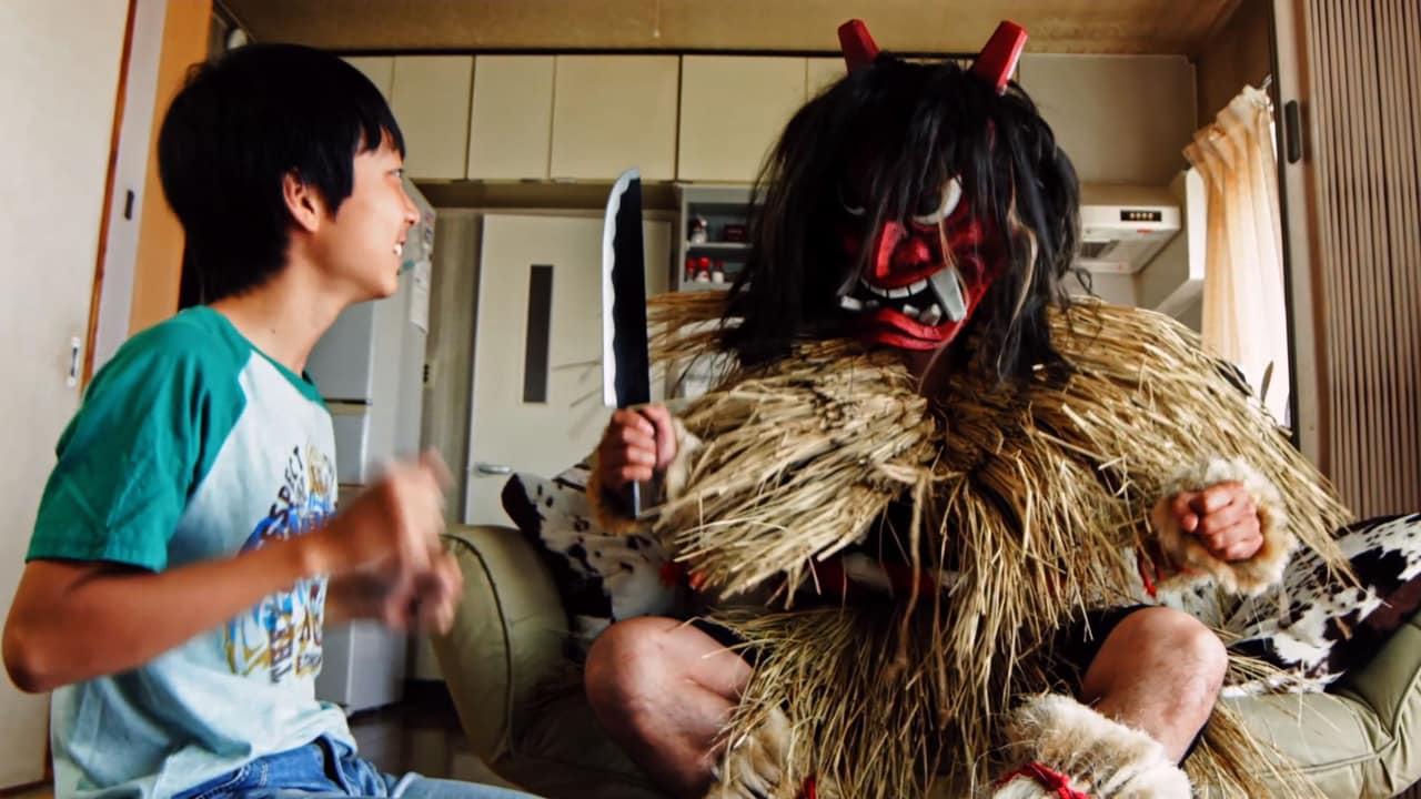 泣く子はいねがー！野生のなまはげが出演作の公開祝し新宿に出没