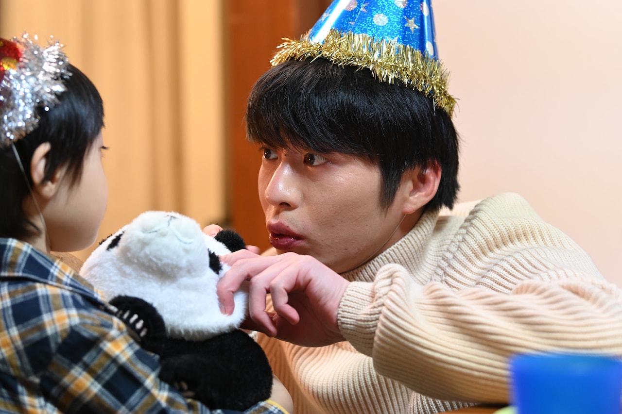 シロでもクロでもない世界で、パンダは笑う。」より、田中圭演じる森島