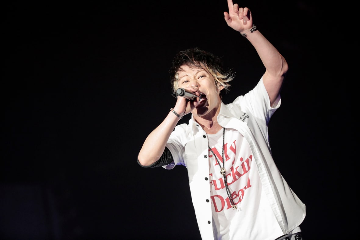UVERworld、念願京セラドームで4万人に感謝 - 音楽ナタリー