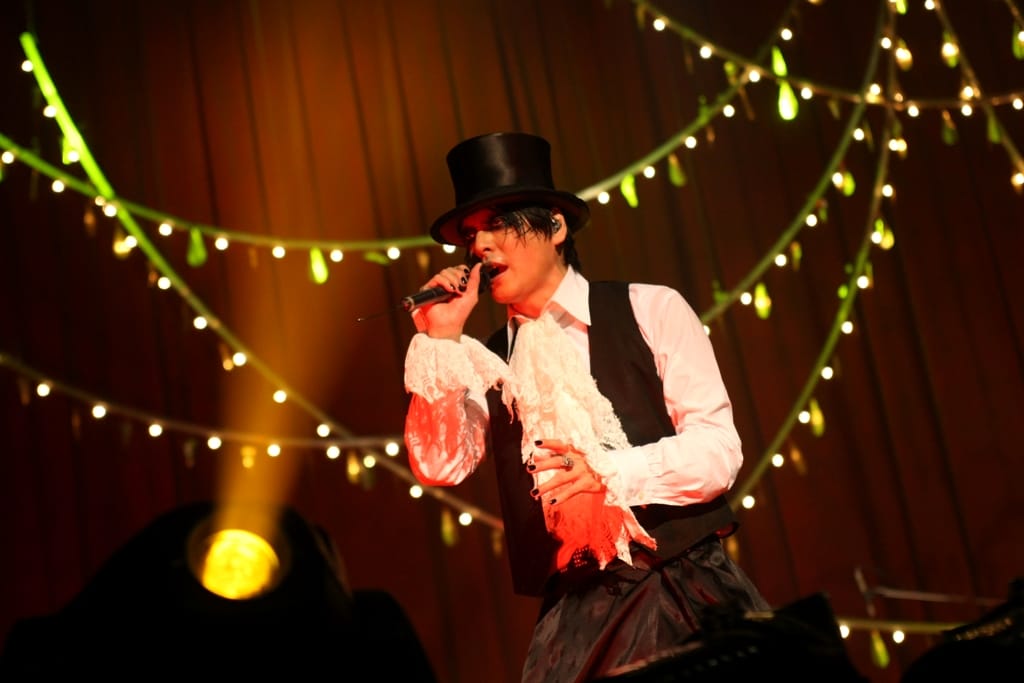 BUCK-TICK、ツアーファイナルは愛に満ちた恒例武道館 - 音楽ナタリー