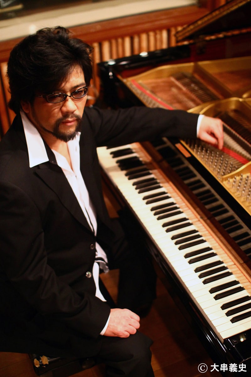 三柴理、QUEENフレディの構築美をピアノ1台で表現 - 音楽ナタリー