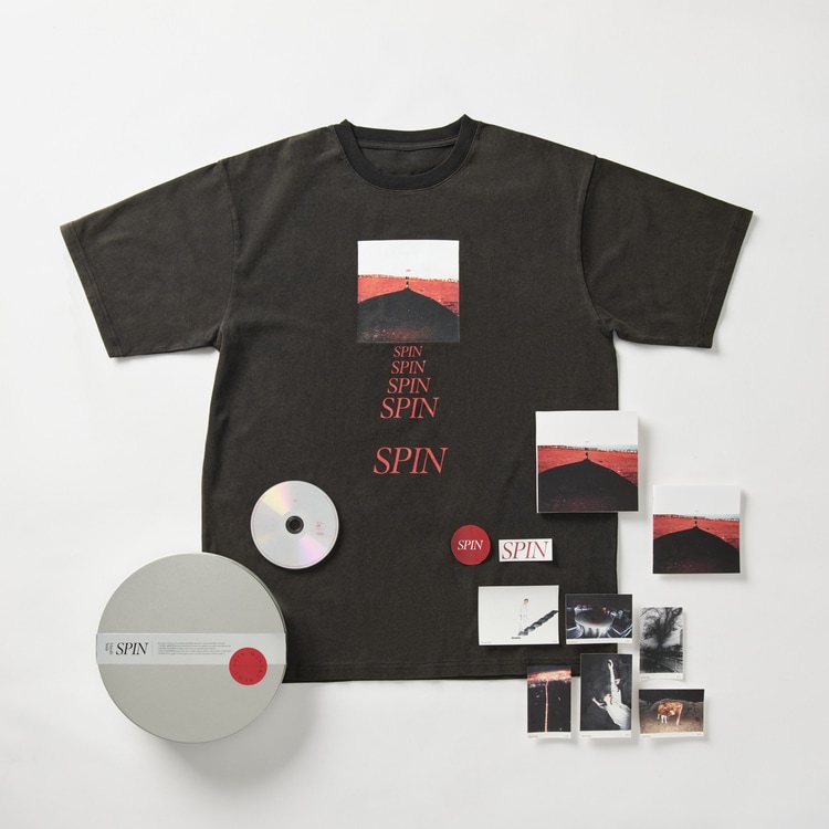 菅田将暉「SPIN」商品写真が到着、本人監修のTシャツデザイン明らかに