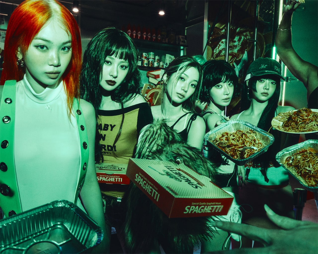 LE SSERAFIMが1stシングル「SPAGHETTI」発表、BTS・J-HOPEが