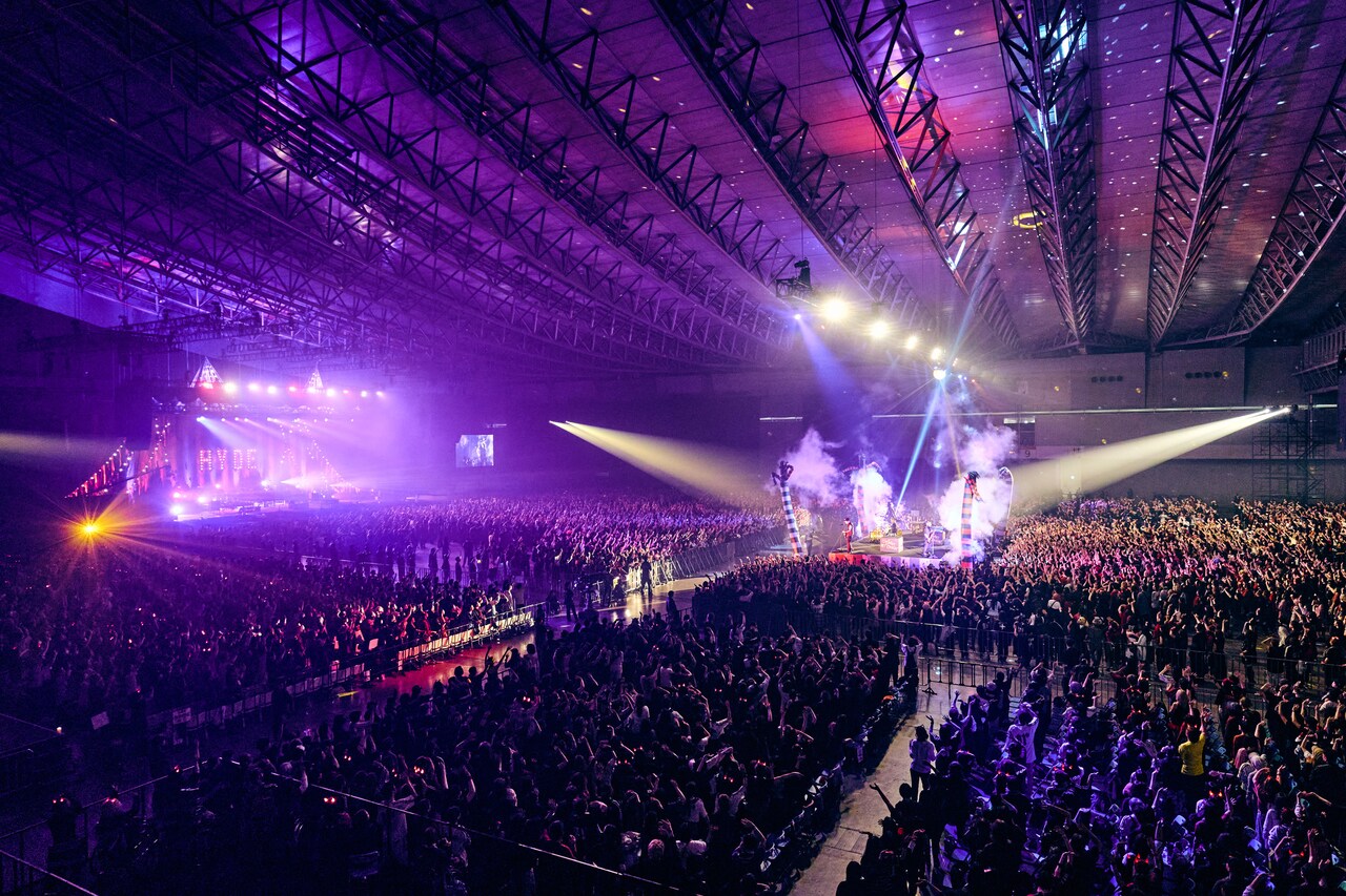 HYDE [INSIDE] LIVE 2025 WORLD TOUR -JAPAN FINAL-」の様子。 [画像