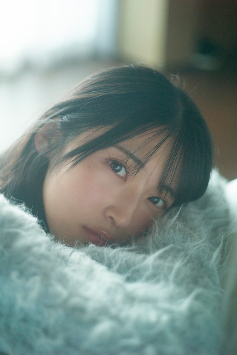 akb48_satoairi_photobook_02.