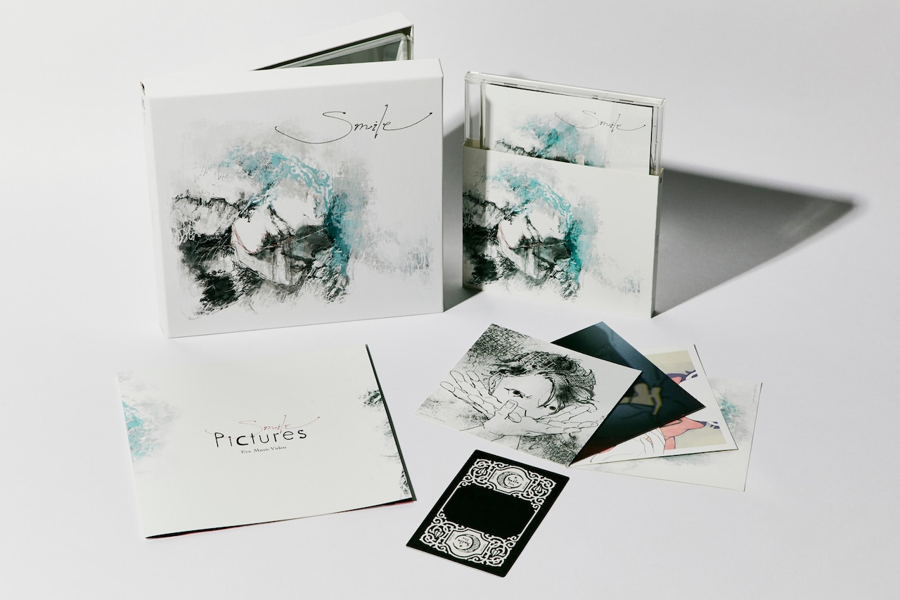 Eve新アルバム「Smile」豪華初回盤の全容公開 - 音楽ナタリー