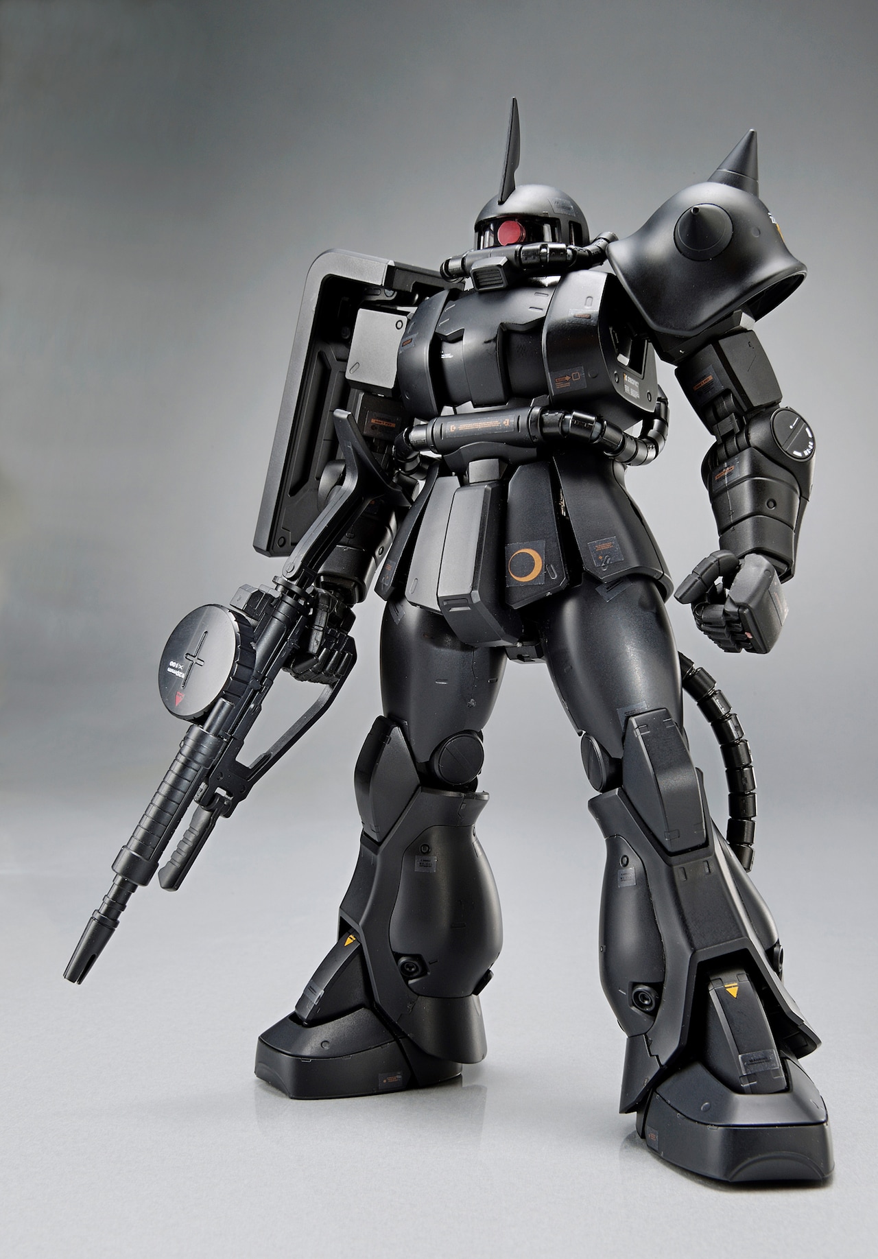 LUNA SEAのガンダム40周年テーマ曲、専用ザクガンプラ付きでCD化