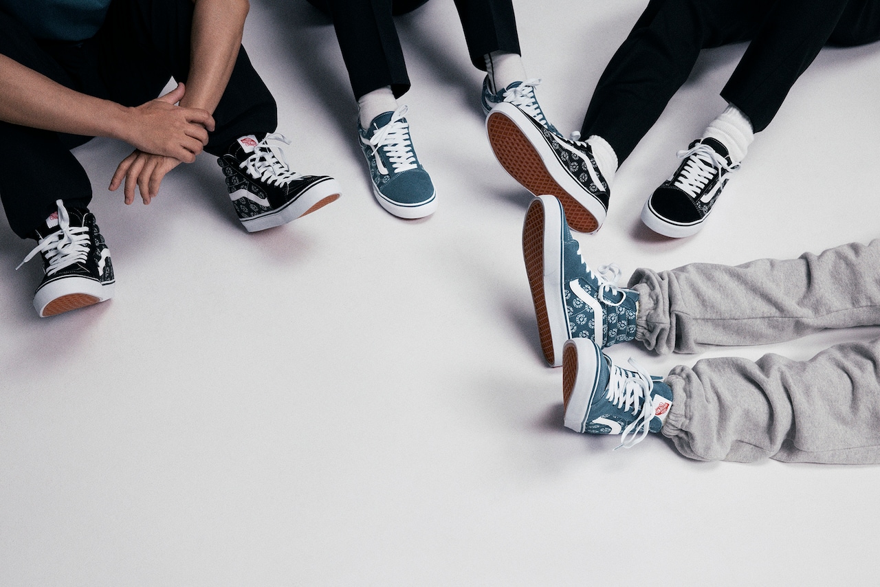 BUMP OF CHICKENのVANSコラボスニーカーと新グッズラインナップ公開