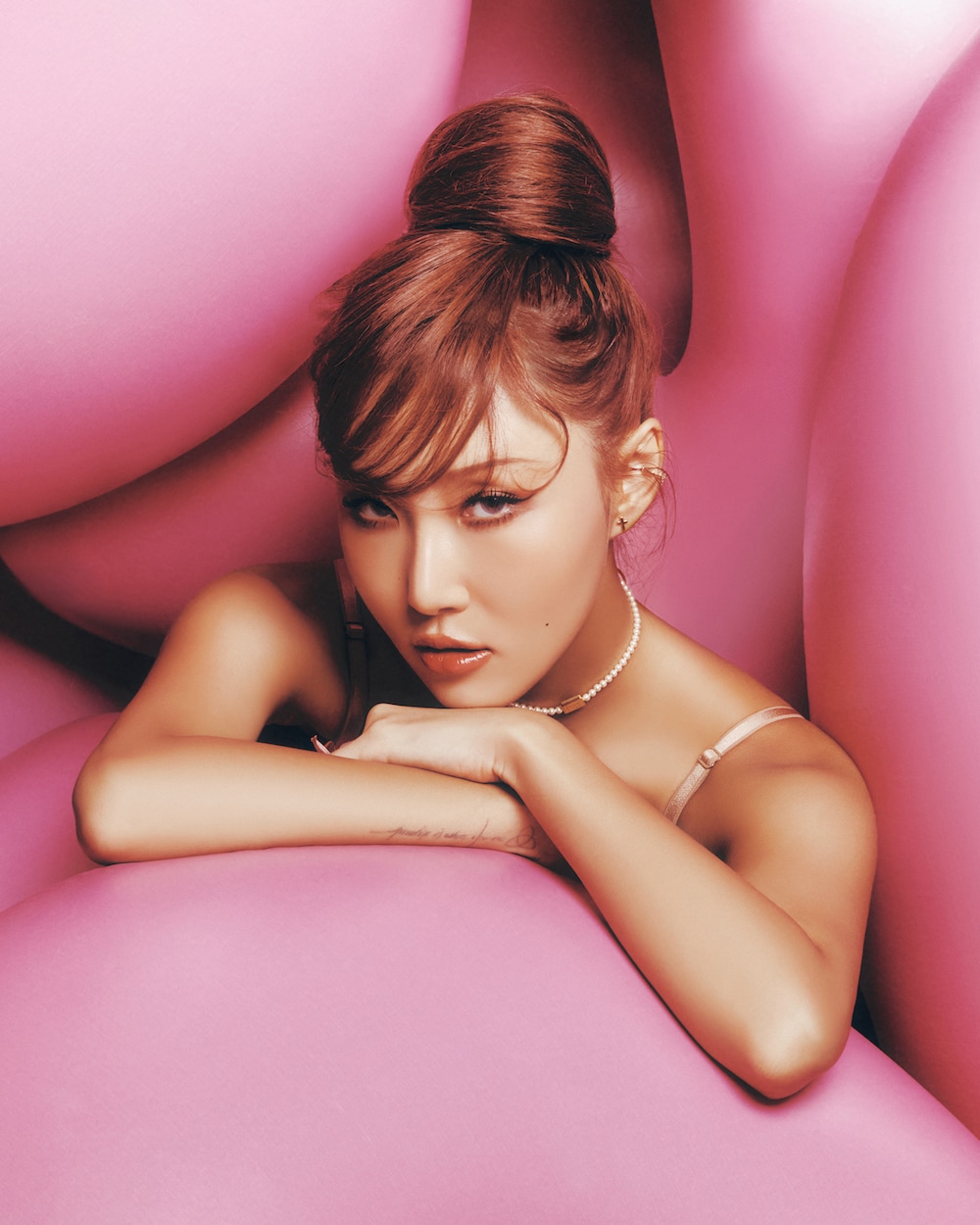 MAMAMOOファサ、自身を愛することを願う新曲「I Love My Body