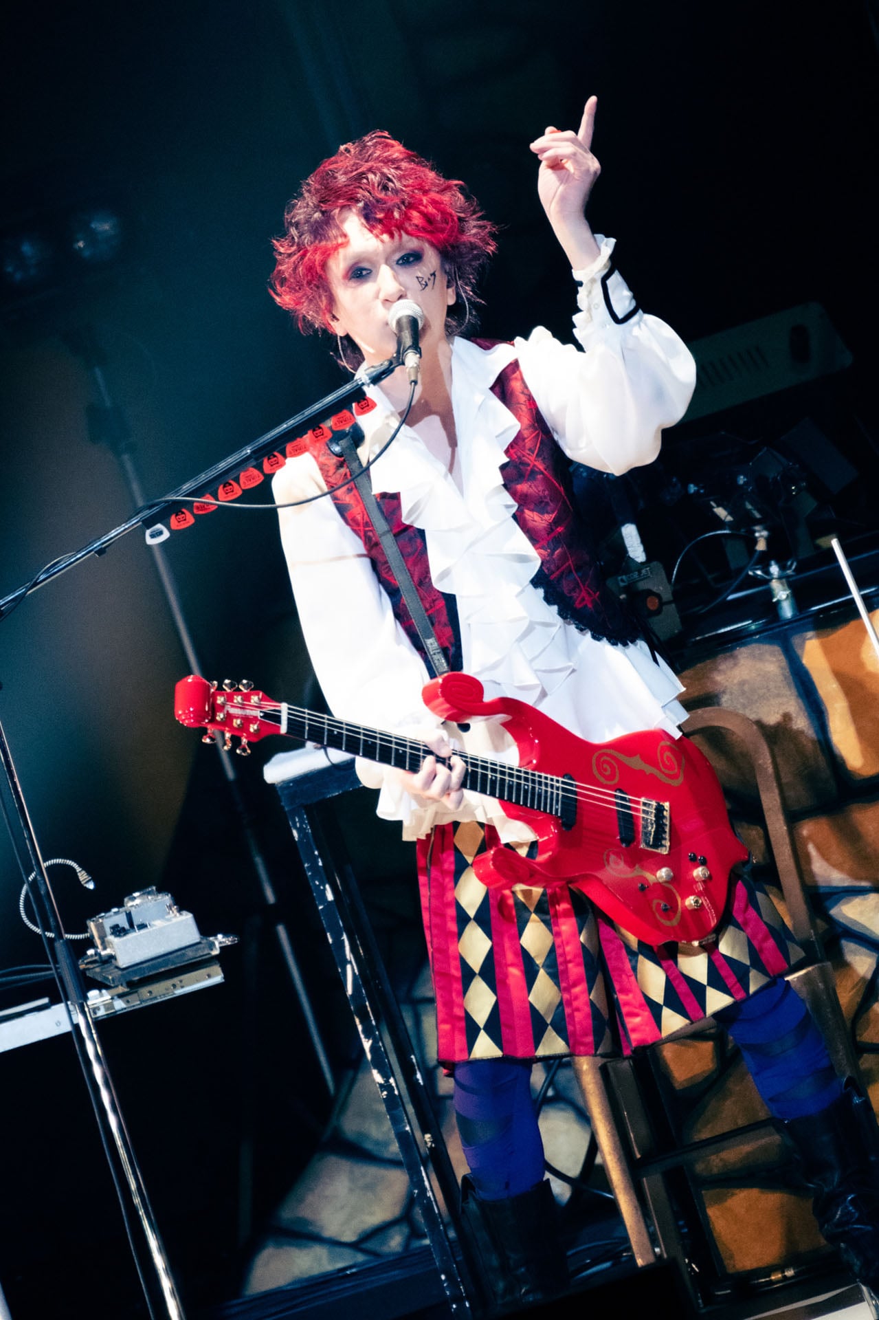 今井寿（G） [画像ギャラリー 2/5] - 音楽ナタリー