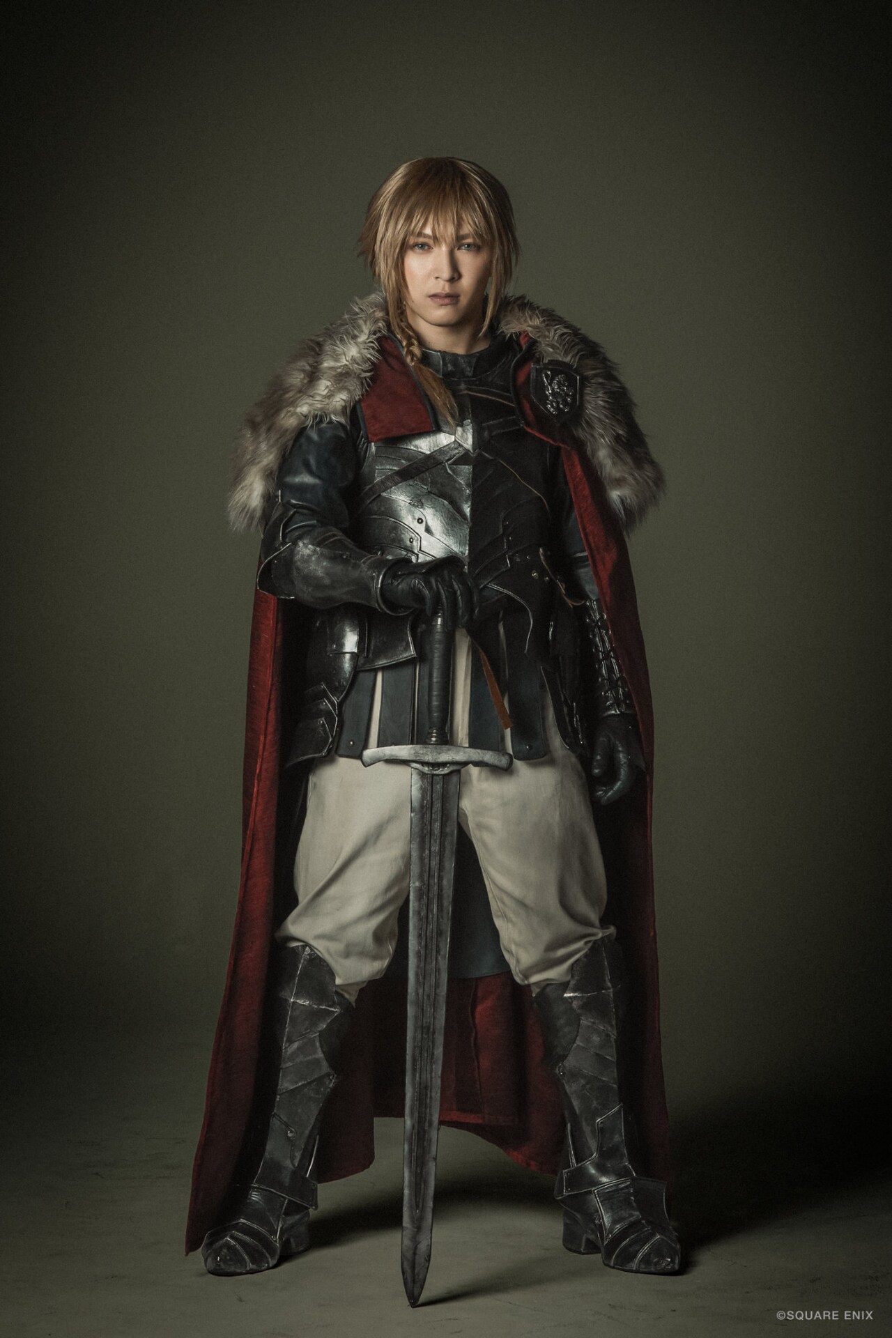 吉田仁人扮するモント・リオニス。 [画像ギャラリー 2/16] - ステージ