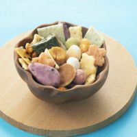 京・洛中 吹季寄せ「蕪村五・七・五 チョコあられ入り」 化粧缶(81g