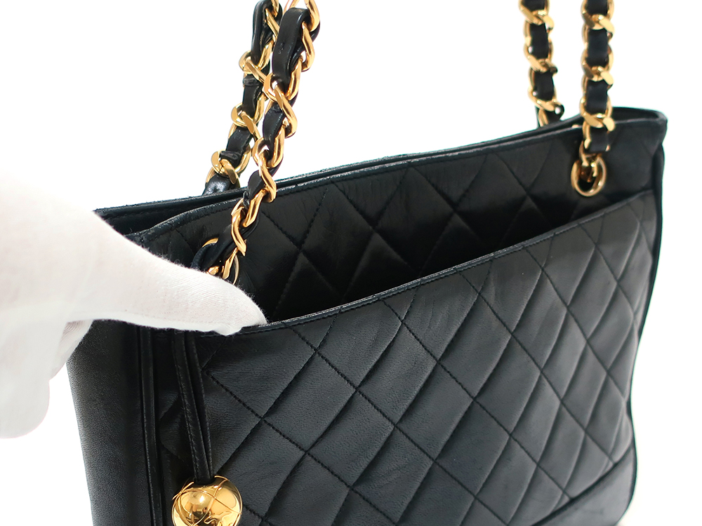 シャネル マトラッセ チェーンショルダー トートバッグ ブラック