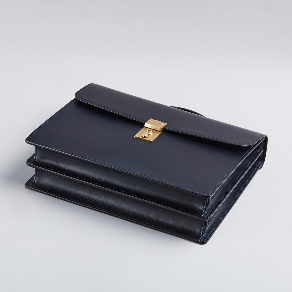 大峽製鞄(おおばせいほう)｜ビジネスバッグ